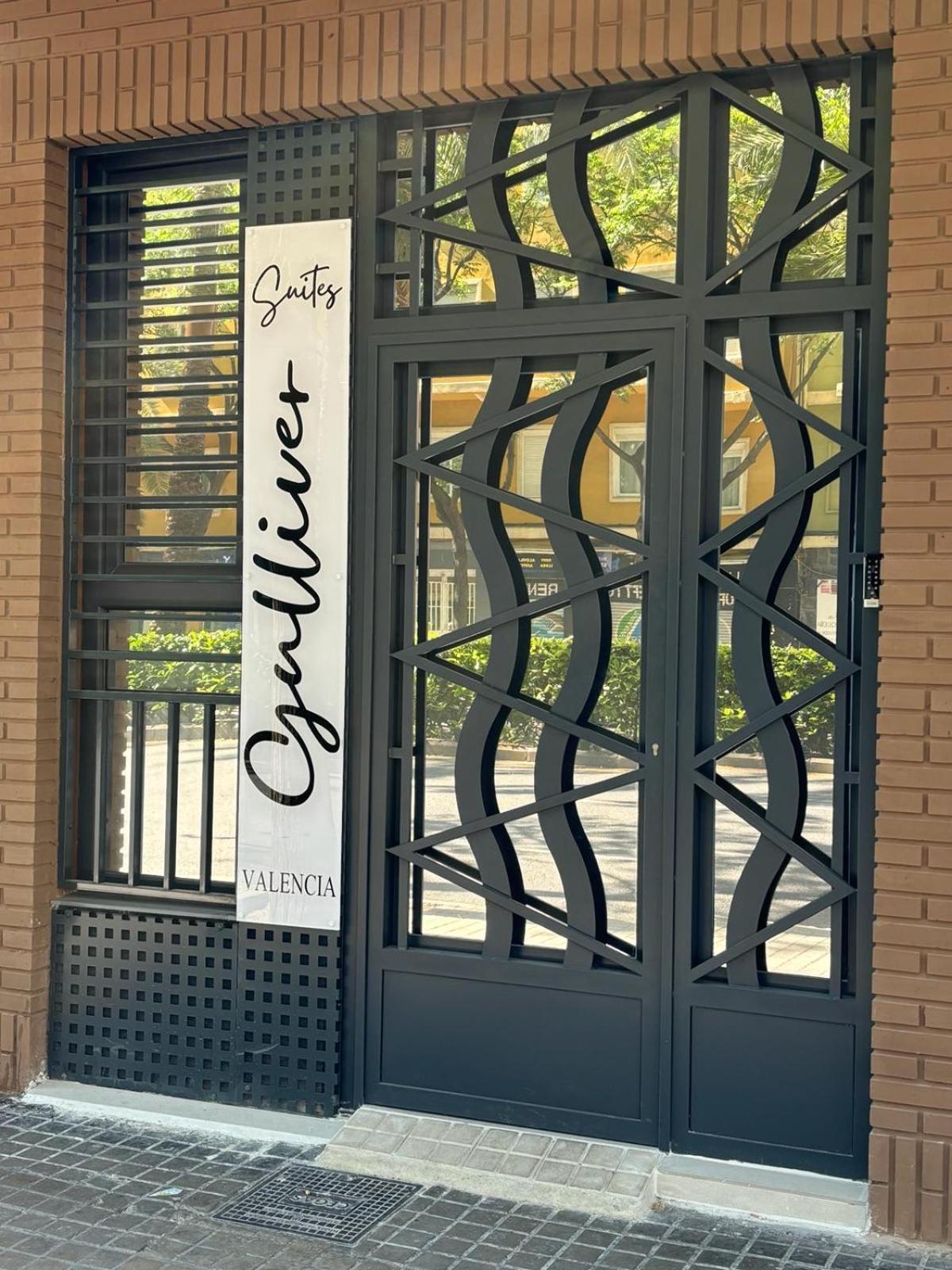 Gulliver Suites Valencia Exterior photo