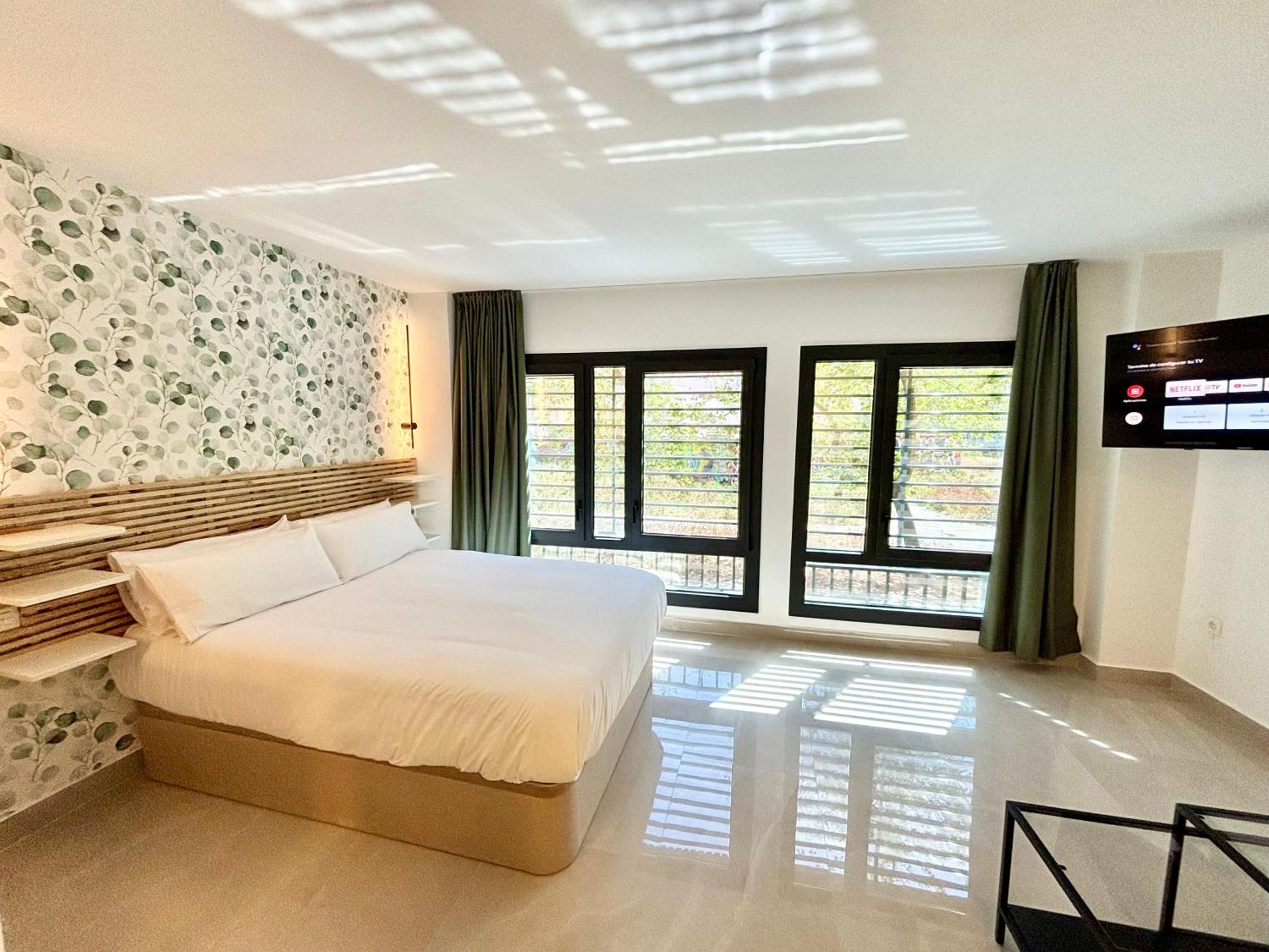 Gulliver Suites Valencia Exterior photo