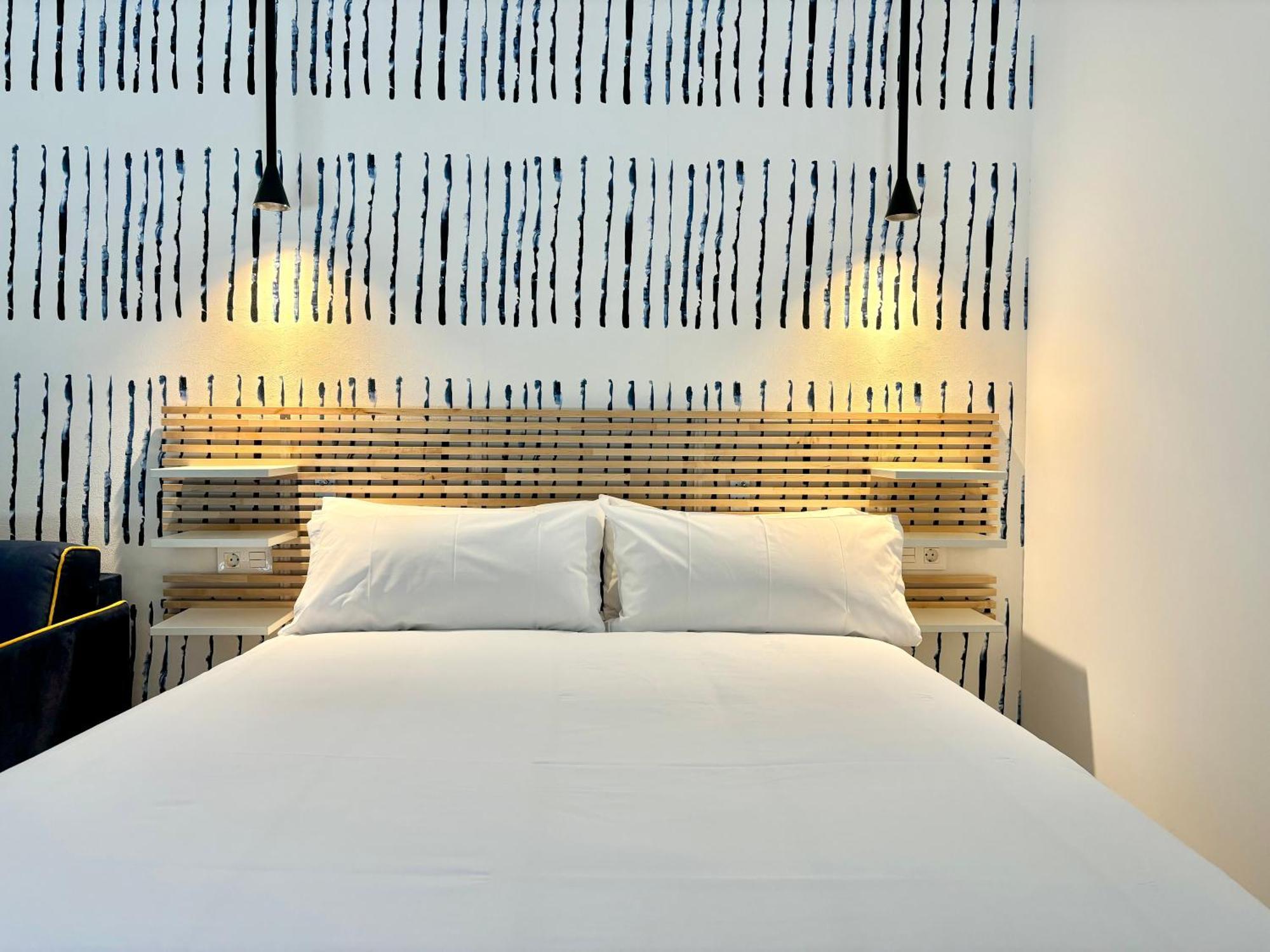 Gulliver Suites Valencia Exterior photo
