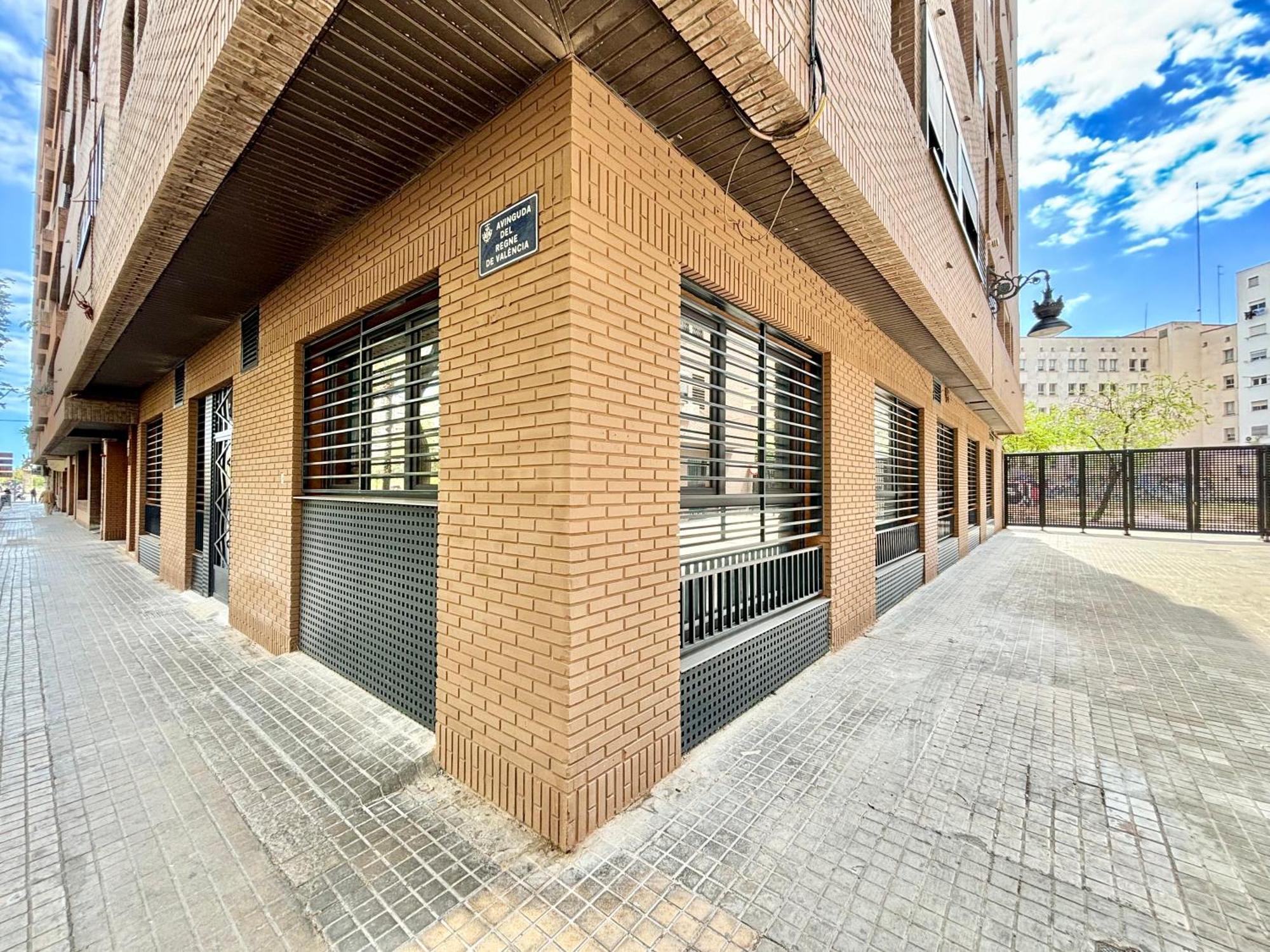 Gulliver Suites Valencia Exterior photo