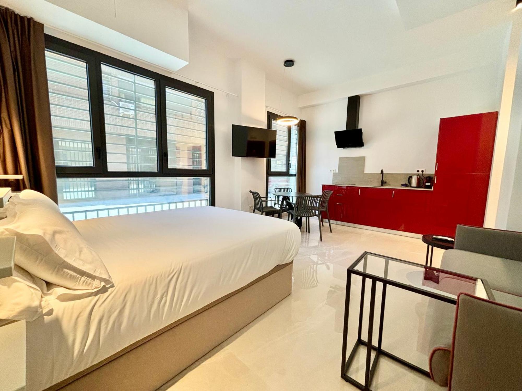 Gulliver Suites Valencia Exterior photo