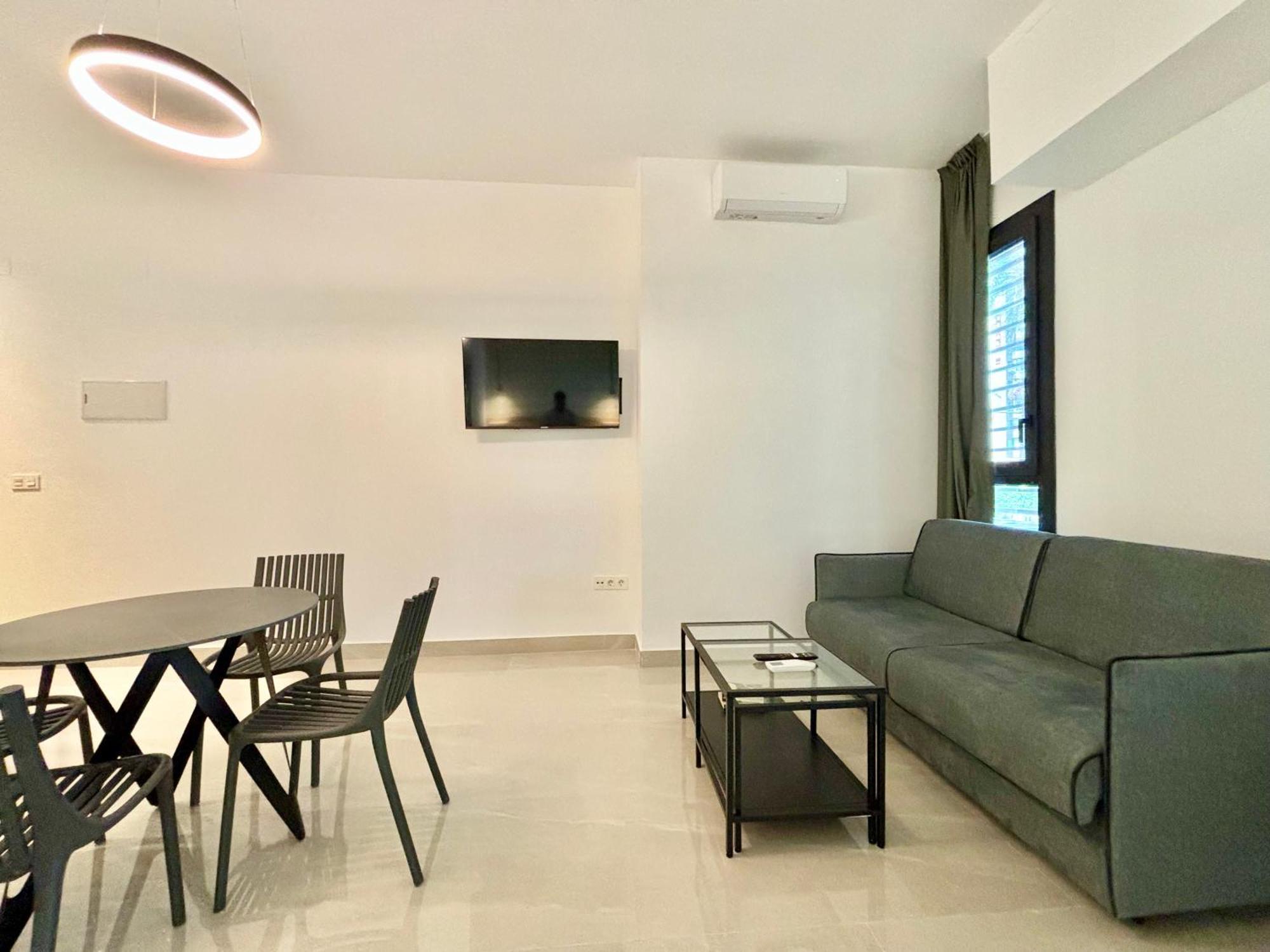 Gulliver Suites Valencia Exterior photo