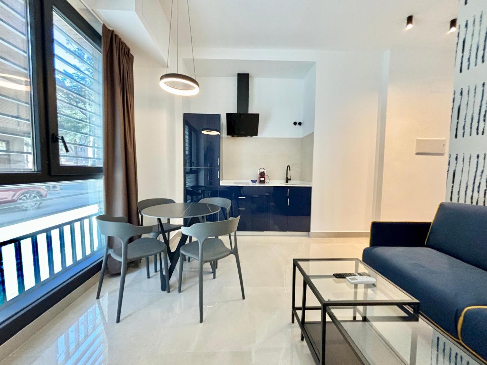 Gulliver Suites Valencia Exterior photo